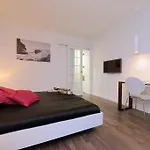 Gostinjska kuća D&g -i & 3*