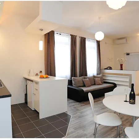 Casa de hóspedes D&g -i & Zadar